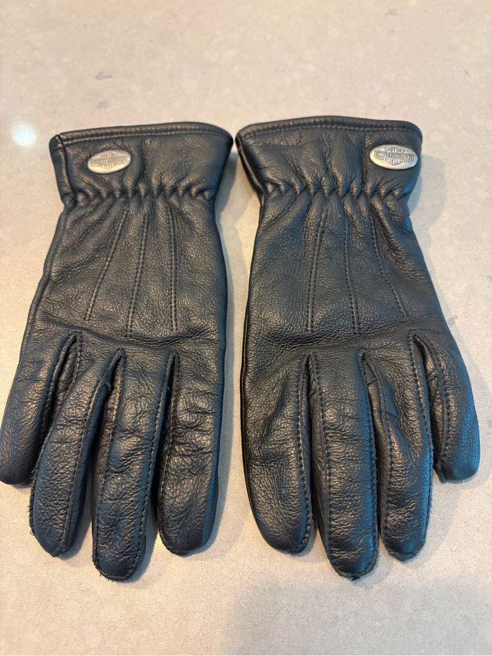 Women’s  Harley-Davidson riding gloves 
Like New!
